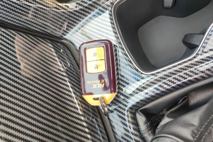 本田 雅阁 2022款 260TURBO 豪华版中控内饰7001