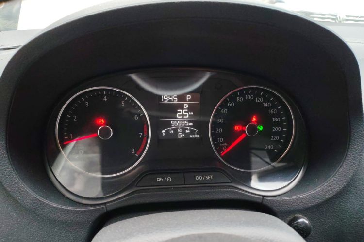 大众 Polo 2016款 1.6L 自动舒适型局部细节14