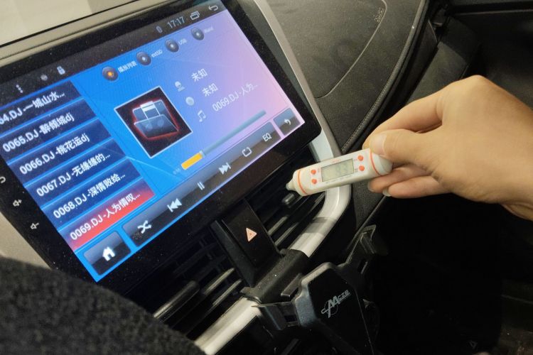 丰田 威驰 2017款 1.3L 手动前行版中控内饰16