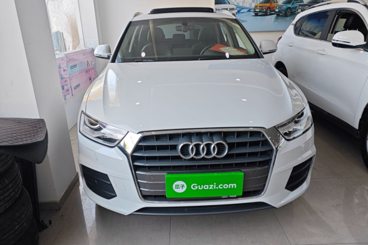 奥迪Q3 2017款 30 TFSI 时尚型车身外观2