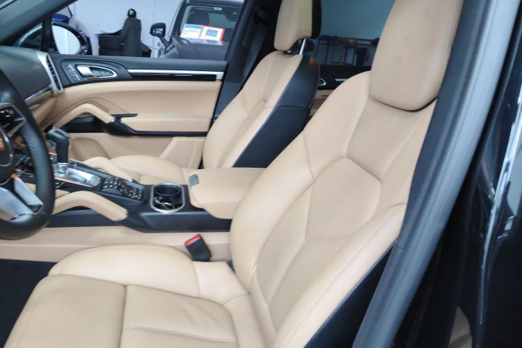 保时捷 2015款 Cayenne 3.0T局部细节19