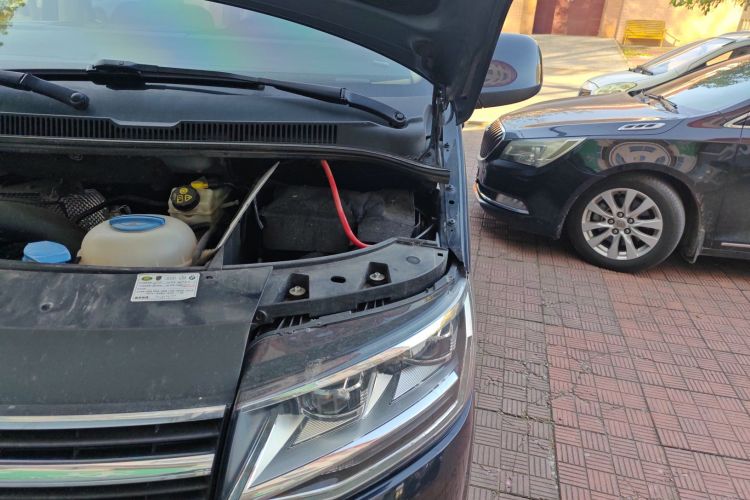 大众 凯路威 2018款 2.0TSI 四驱豪华版 7座局部细节9007