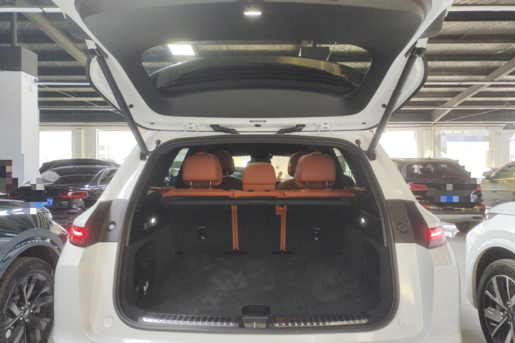 理想汽车 理想L7 2023款 Pro机舱底盘23