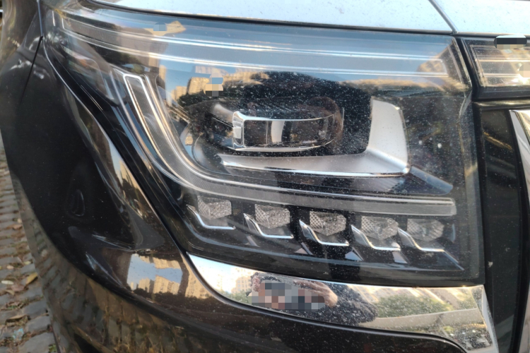 江淮瑞风 瑞风RF8 2024款 智聆版 2.0T 旗舰型车身外观8