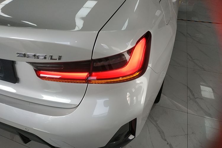 宝马3系 2023款 325Li M运动套装车身外观6006