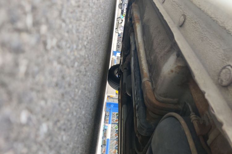 现代 瑞纳 2014款 1.4L 自动智能型GLS局部细节9003