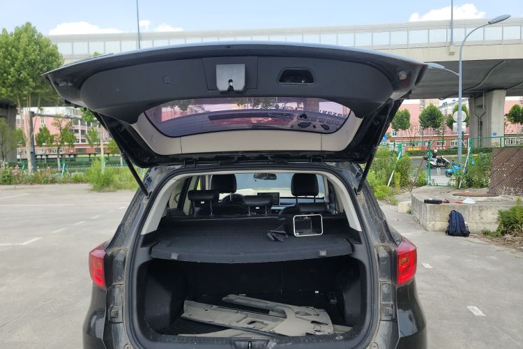 汉腾汽车 汉腾X5 2018款 1.5L 手动精英版局部细节23