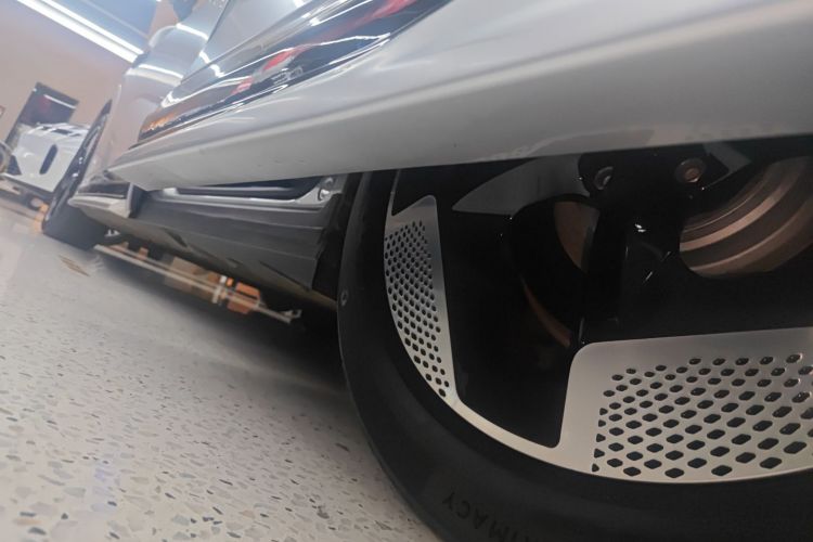 小鹏X9 2024款 640四驱高性能Max局部细节9002