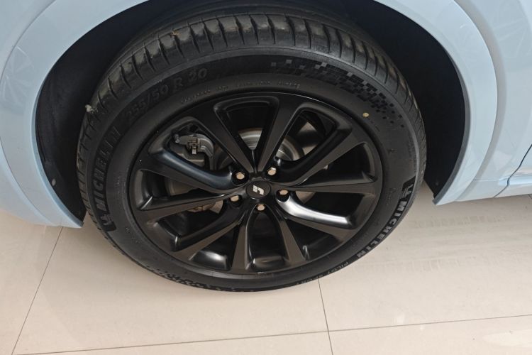 理想汽车 理想ONE 2021款 增程6座版车身外观6007