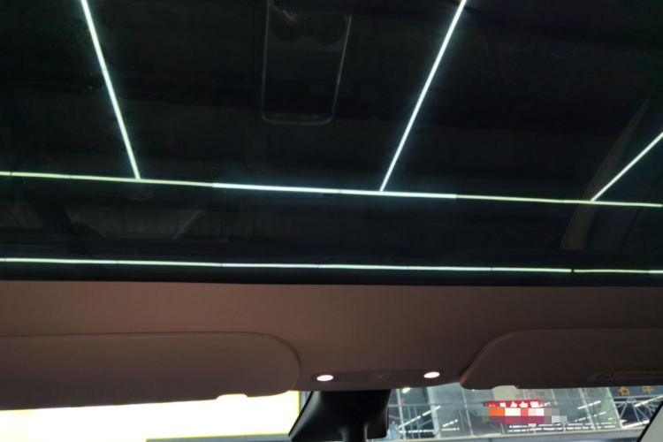 特斯拉 Model Y 2022款 改款 后轮驱动版局部细节22