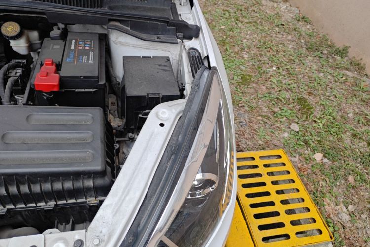 奇瑞 艾瑞泽5 2016款 1.5L CVT领潮版局部细节9007