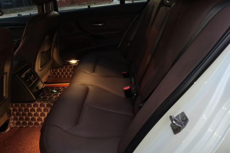 宝马3系 2019款 320Li 时尚型中控内饰7004