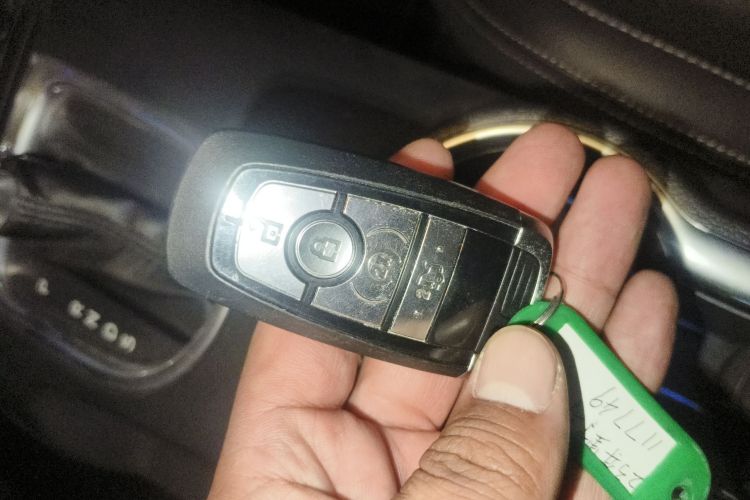 福特 Mustang 2021款 2.3T EcoBoost中控内饰11