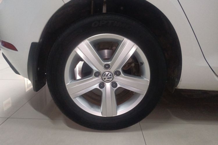 大众 高尔夫 2019款 1.6L 自动时尚型 国V车身外观6008