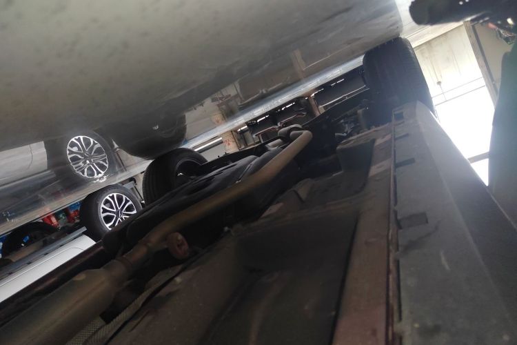 荣威RX5 2020款 20T 自动4G互联超越旗舰版局部细节9001