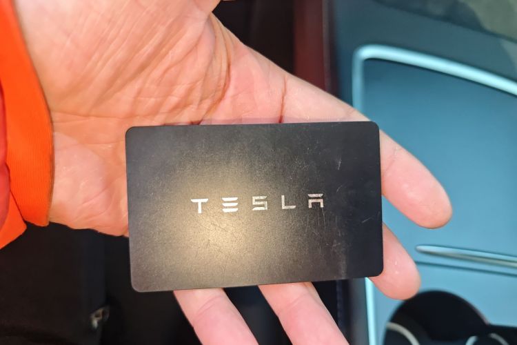 特斯拉 Model Y 2023款 长续航全轮驱动版中控内饰11