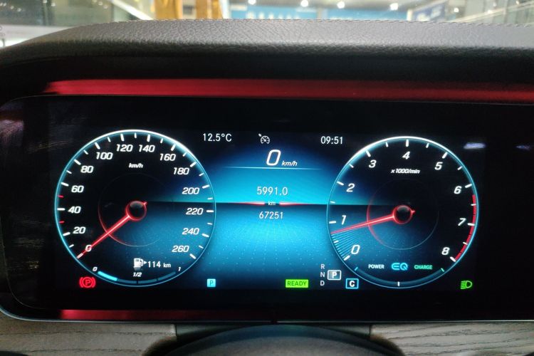 奔驰E级 2021款 E 260 L中控内饰14