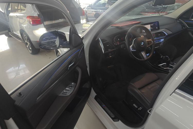 宝马X3 2020款  xDrive28i M运动套装中控内饰20