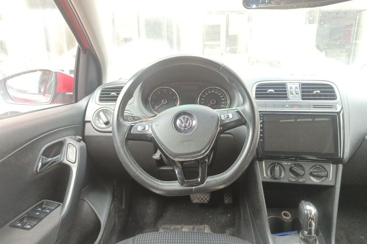 大众 Polo 2016款 1.6L 自动舒适型中控内饰13