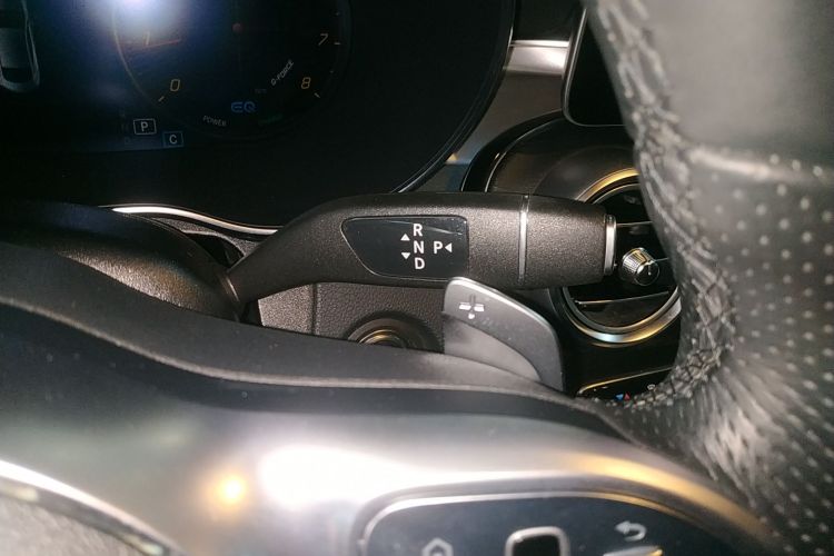 奔驰C级(进口) 2020款 C 260 轿跑车中控内饰18