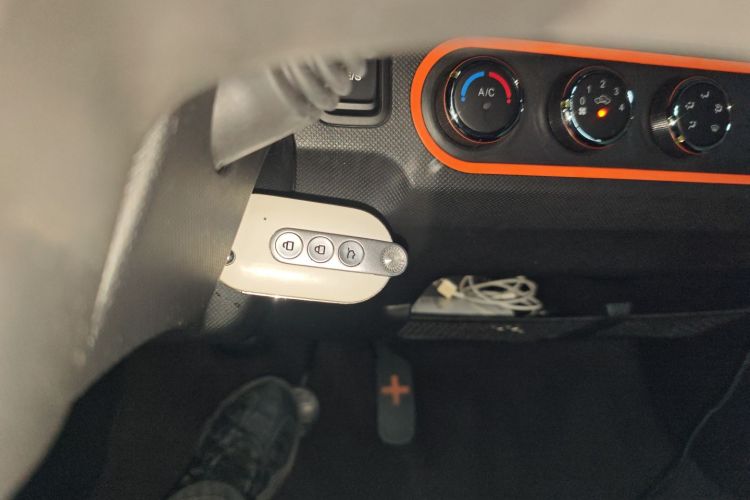 五菱汽车 宏光MINIEV 2022款 自在款 磷酸铁锂中控内饰7001