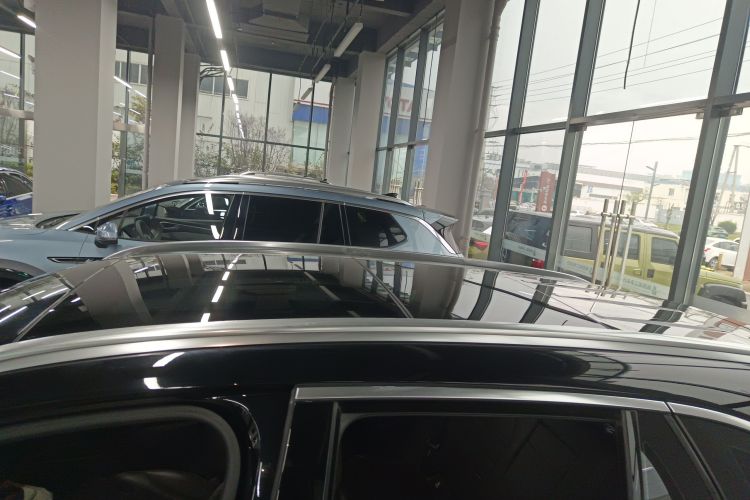 奔驰GLC 2021款 GLC 300 L 4MATIC 动感型局部细节57