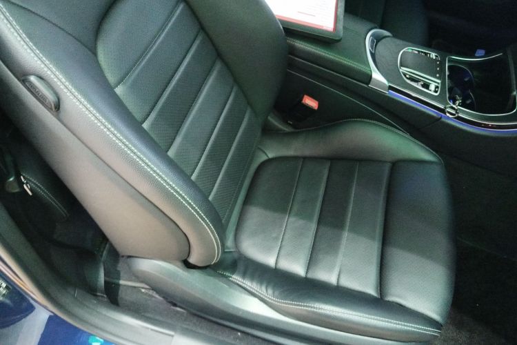 奔驰C级(进口) 2021款 C 260 轿跑车局部细节41