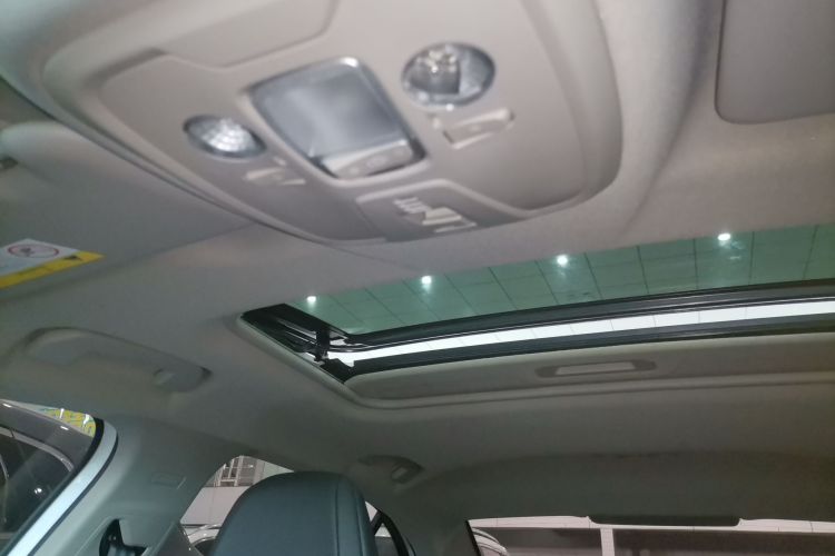 标致408 2022款 1.6T 进取版局部细节22