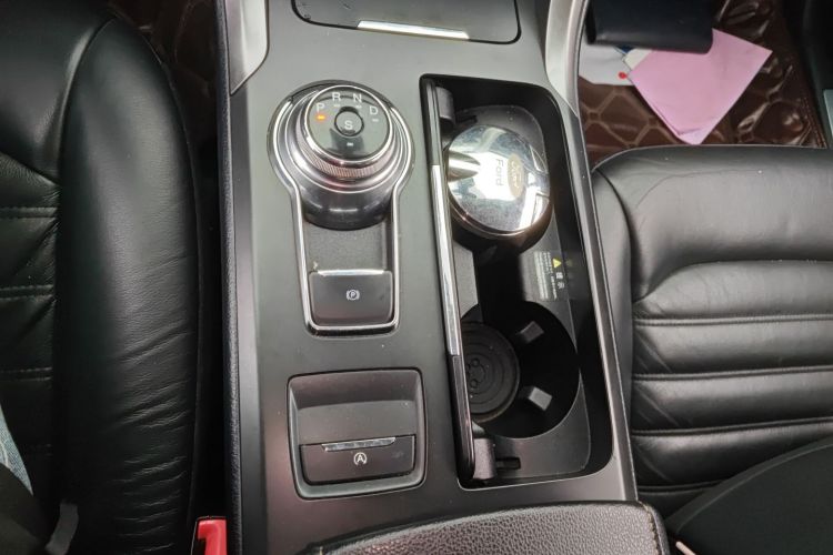 福特 蒙迪欧 2017款 EcoBoost 200 时尚型局部细节18