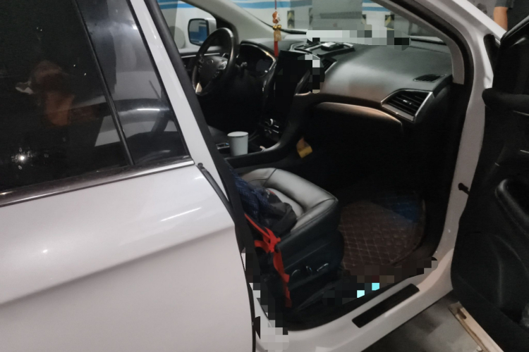 福特 锐界 2020款 EcoBoost 245 两驱豪锐型 7座局部细节9005