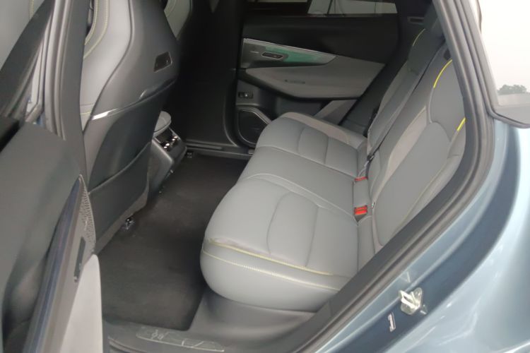 领克08 EM-P 2025款 245km 超长续航Halo中控内饰21