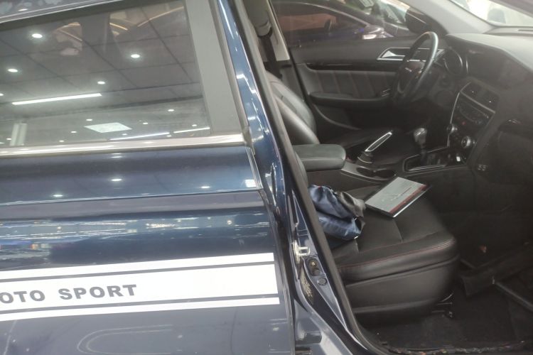 猎豹汽车 猎豹CS10 2017款 2.0T 手动卓越型局部细节41