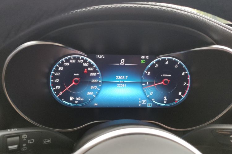 奔驰GLC 2022款 改款三 GLC 260 L 4MATIC 动感型中控内饰14