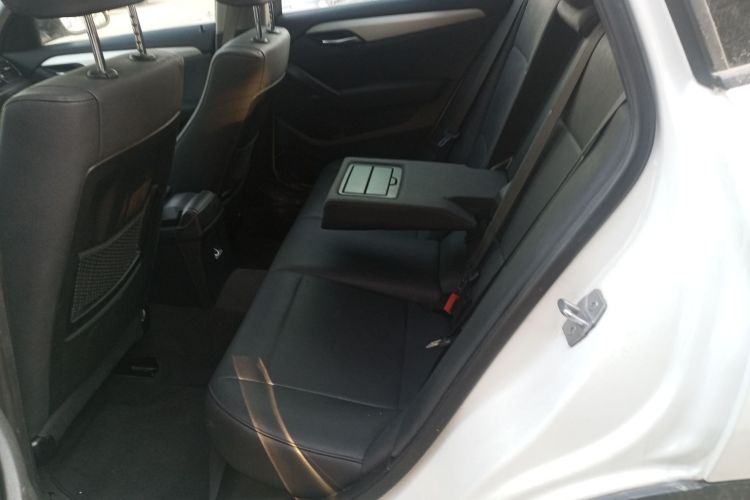 宝马X1 2014款 sDrive18i 领先型中控内饰21