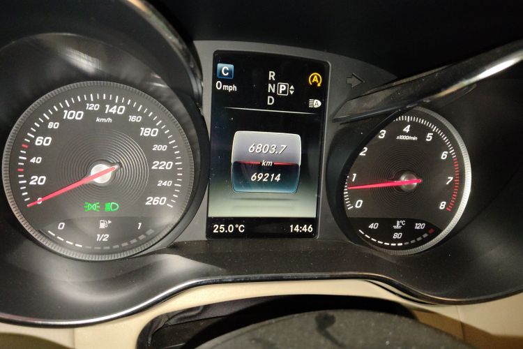 奔驰C级 2015款 C 260 L 运动型局部细节14