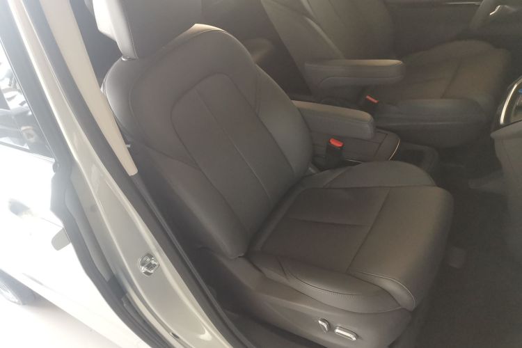 别克GL8新能源 2025款 陆尚 先享版 7座局部细节41