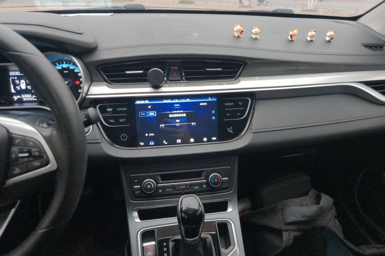 吉利汽车 帝豪 2020款 1.5L CVT豪华型中控内饰16