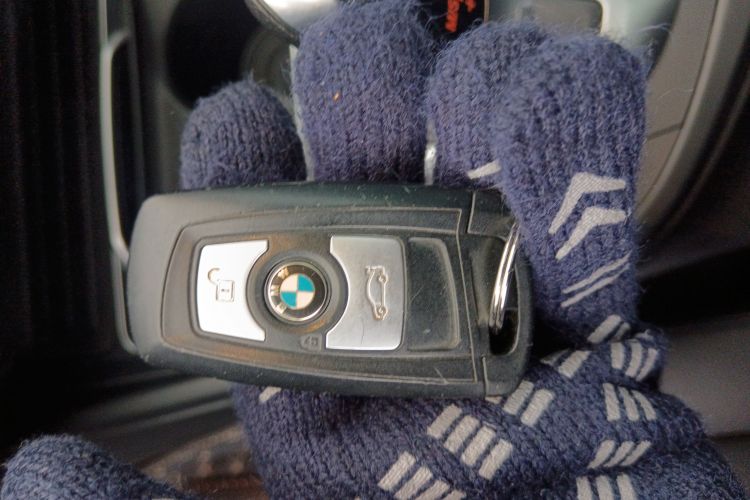 宝马3系GT 2017款 320i 时尚型中控内饰7001