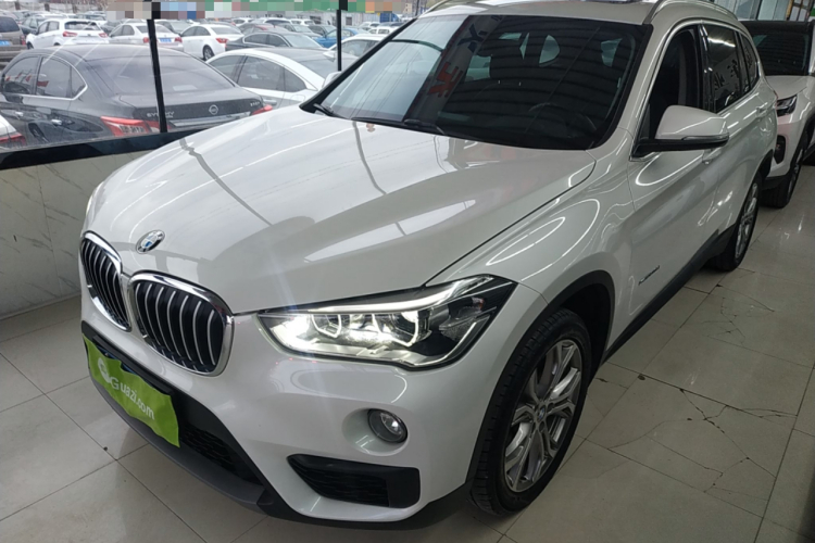 宝马X1 2018款 sDrive20Li 领先型车身外观1
