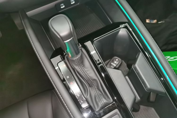 本田 雅阁 2023款 260TURBO 智享版中控内饰18