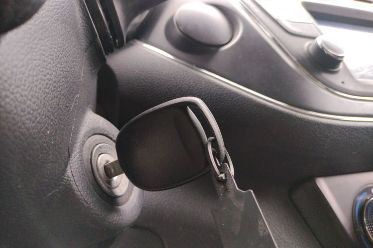 长安凯程 2021款 1.5L欧诺S智享版双蒸空调客车JL473QG中控内饰11