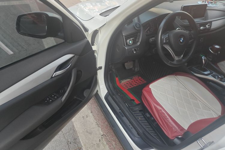 宝马X1 2014款 sDrive18i 领先型中控内饰7003