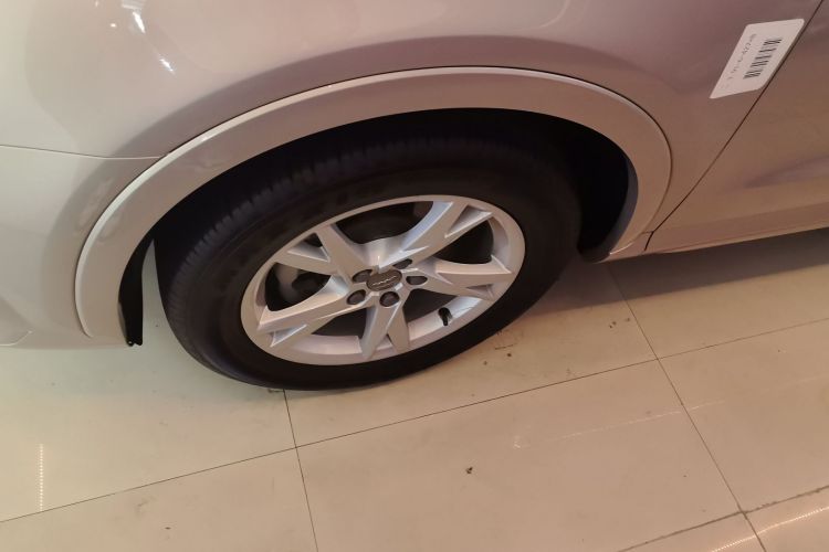 奥迪Q3 2018款 30周年年型 30 TFSI 时尚型车身外观6007