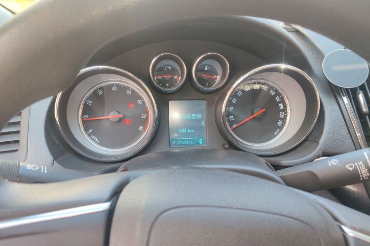 别克 君威 2015款 1.6T 领先技术型局部细节14