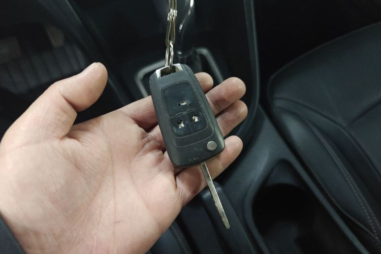 别克 英朗 2021款 改款 典范 1.5L 自动精英型中控内饰11