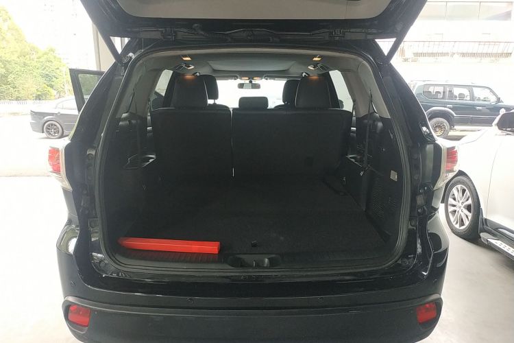 丰田 汉兰达 2015款 2.0T 四驱豪华版 7座局部细节23