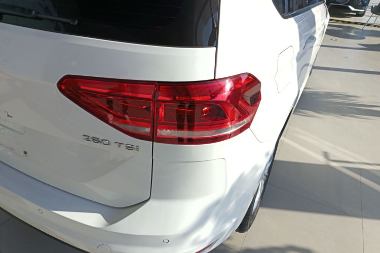 大众 2021款 途安L 280TSI DSG舒适版 7座车身外观6006