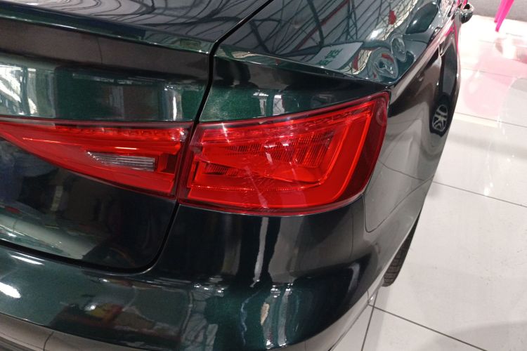 奥迪A3 2016款 Limousine 35 TFSI 领英型车身外观9