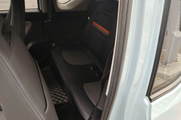 五菱汽车 宏光MINIEV 2022款 轻松款 磷酸铁锂中控内饰21