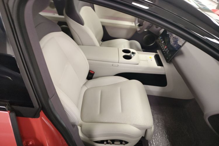 阿维塔06 2025款 Pro增程版局部细节41